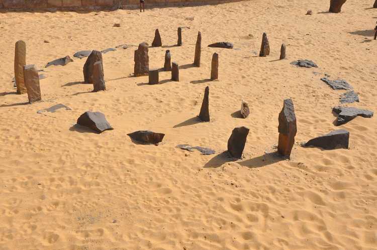 stones Nabta Playa calendar circle 