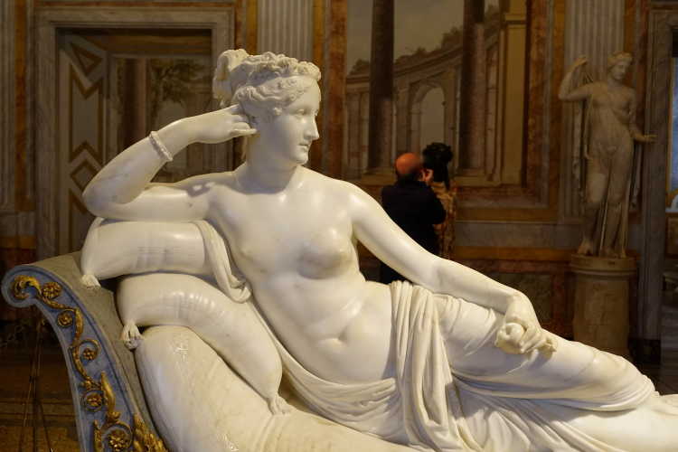 Venus Victrix by Antonio Canova, 1805-1808, marble - Galleria Borghese - Rome, Italy - DSC04970