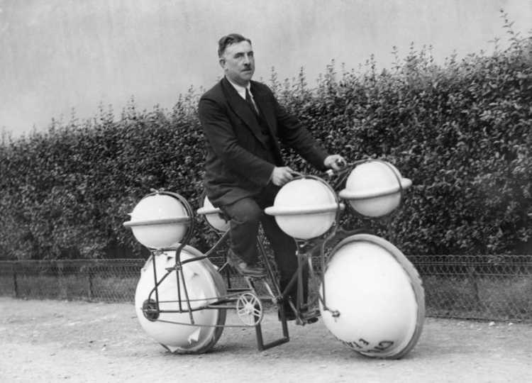 Useless Items Inventions from the past Amphibious Bicycle Cyclomer