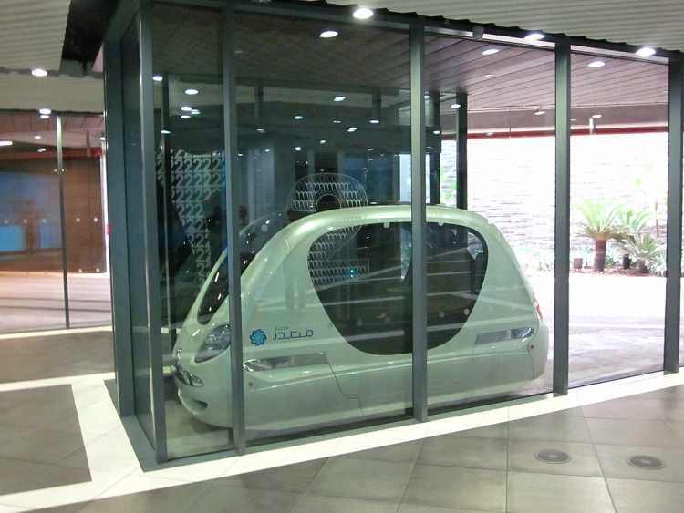 masdar city electric car