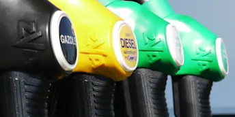 Feltankning Tanka fel bränsle bil