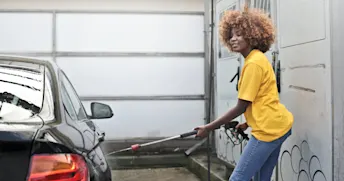 Tvätta bilen miljövänligt och skonsamt Bil