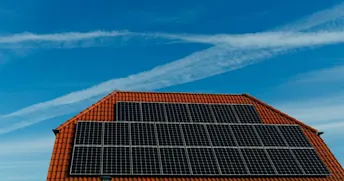 hustak-tegelpannor-solceller.jpg Zmarta standard förhandsvisnings artikelbild