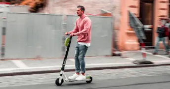 Vilka försäkringar gäller för elscooter? Vilka försäkringar gäller för elscooter?