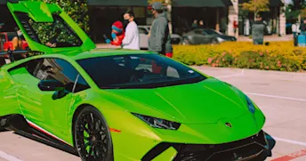 dyraste bilen att försäkra