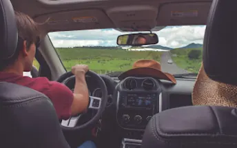 Kan jag teckna min bilförsäkring på någon annan? Kan jag teckna min bilförsäkring på någon annan?