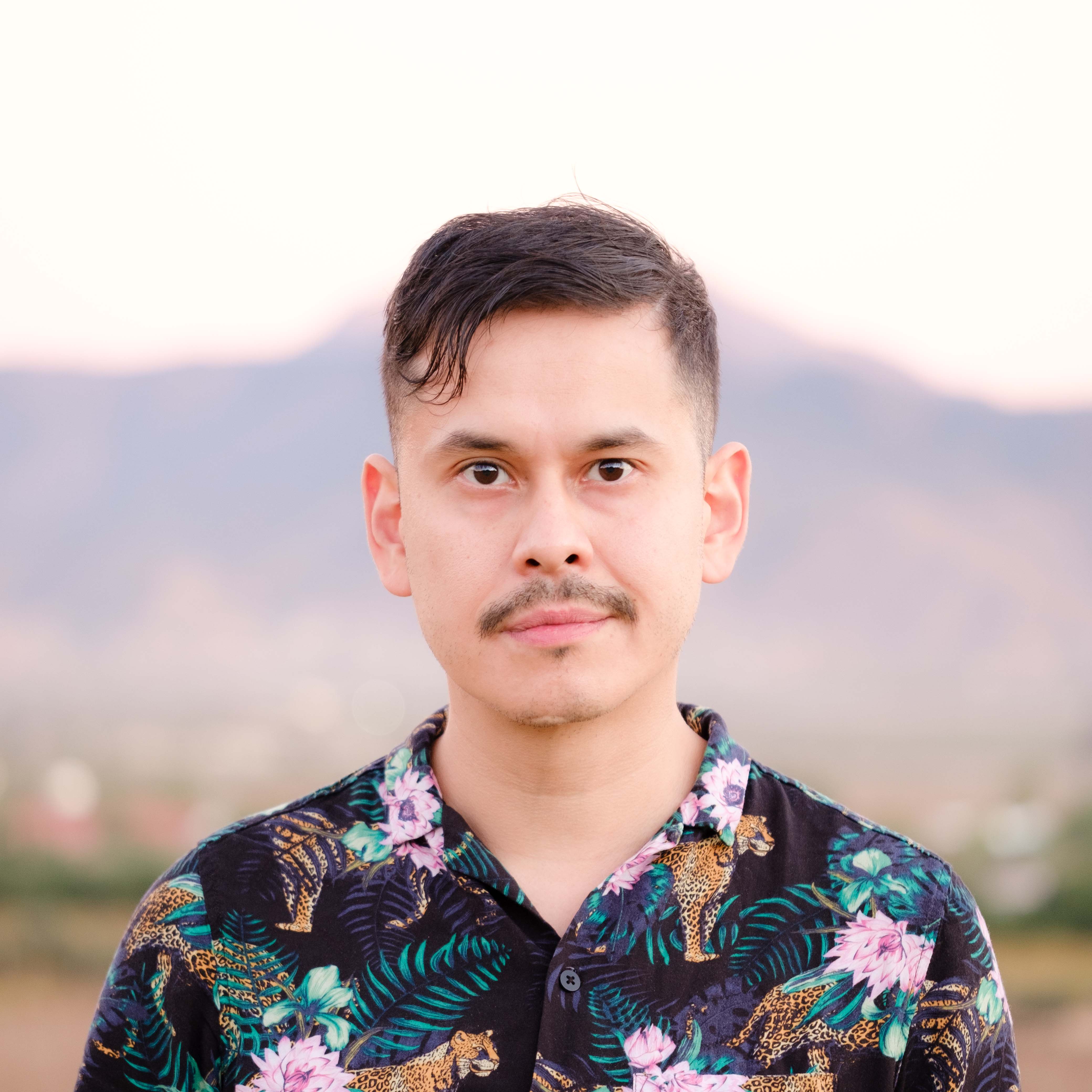 Headshot of Ray Luna
