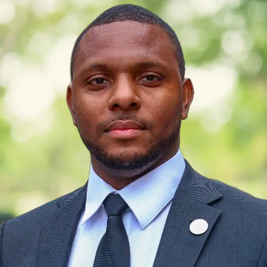 Headshot of Elizer Darris, 2025-2026 Obama Foundation USA Leader
