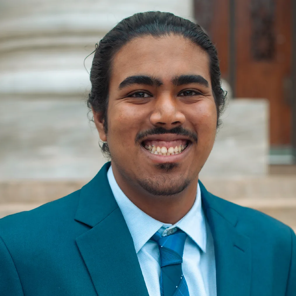 Headshot of Parmesh Thakoordial, 2025-2027 Voyager Scholarship Recipient