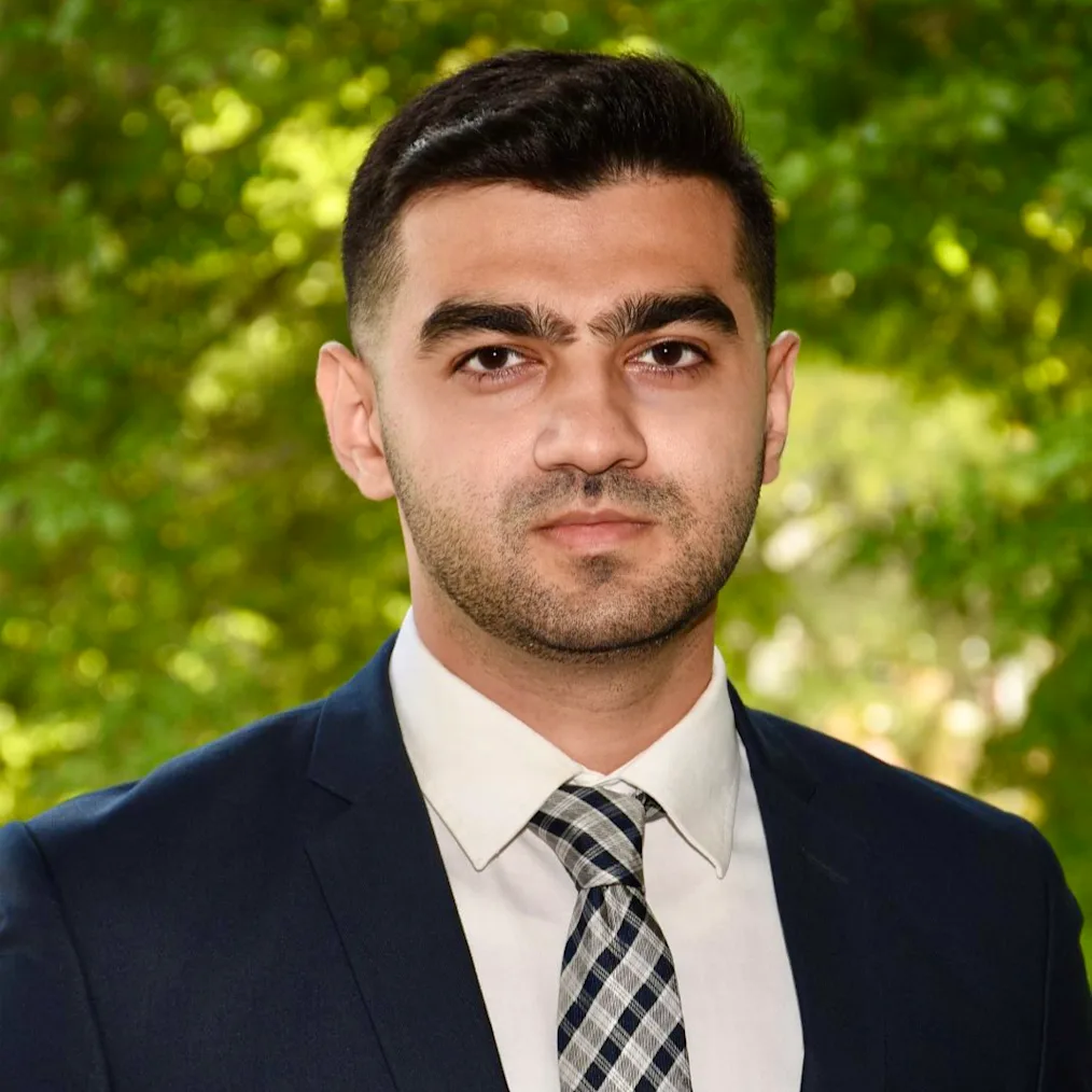 Headshot of Hashaam Asif, 2025-2026 University of Chicago Scholar