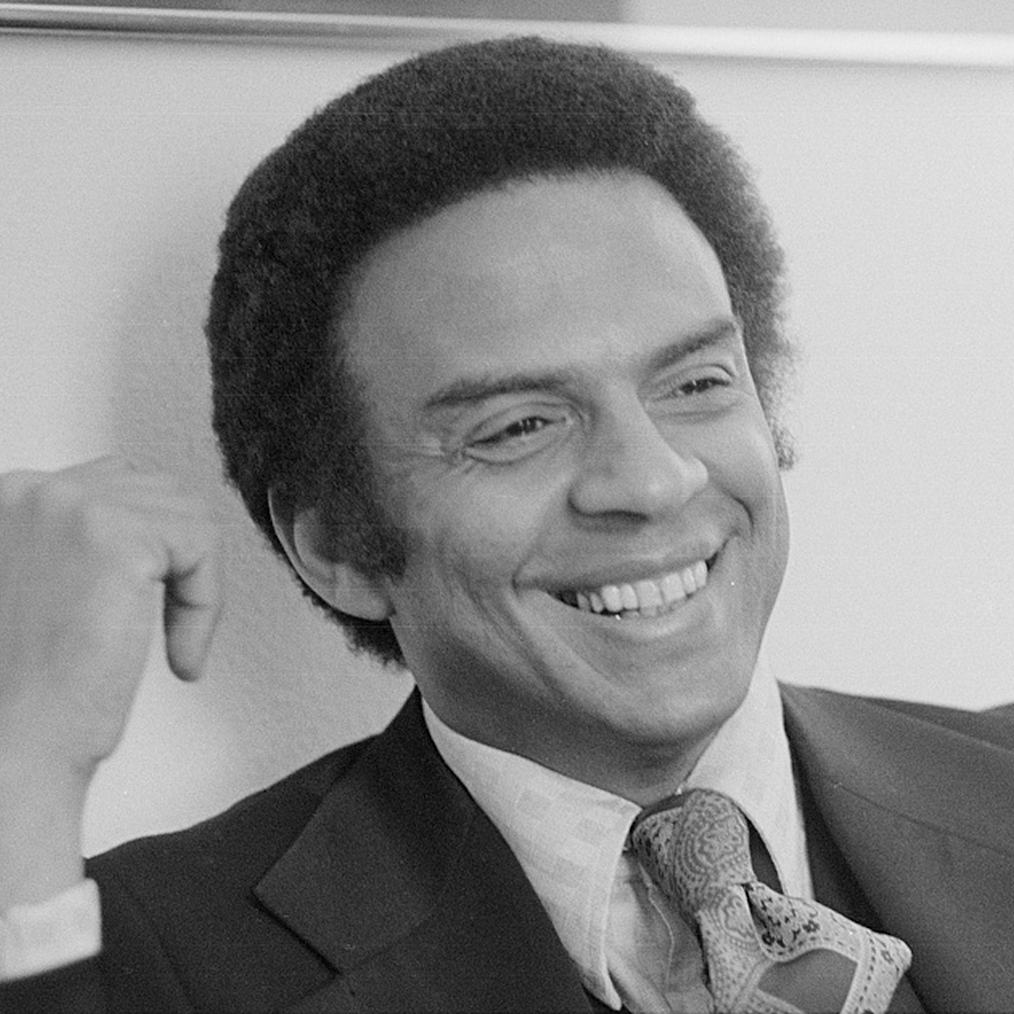 Headshot of Andrew Young