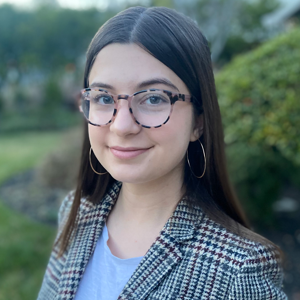Headshot of Lela Tolajian, 2024-2026 Voyager Scholarship Recipient