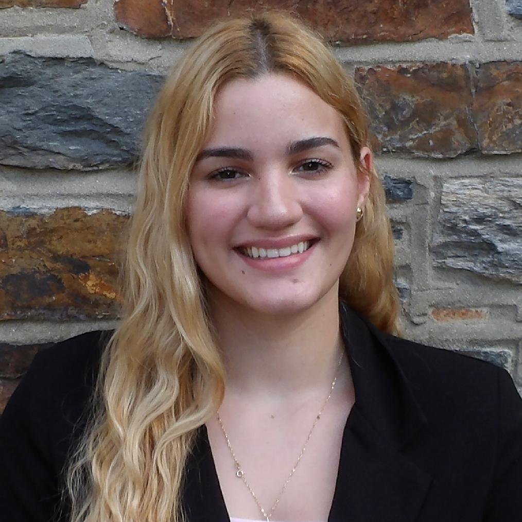 Headshot of Megan Bonne, 2025-2027 Voyager Scholarship Recipient
