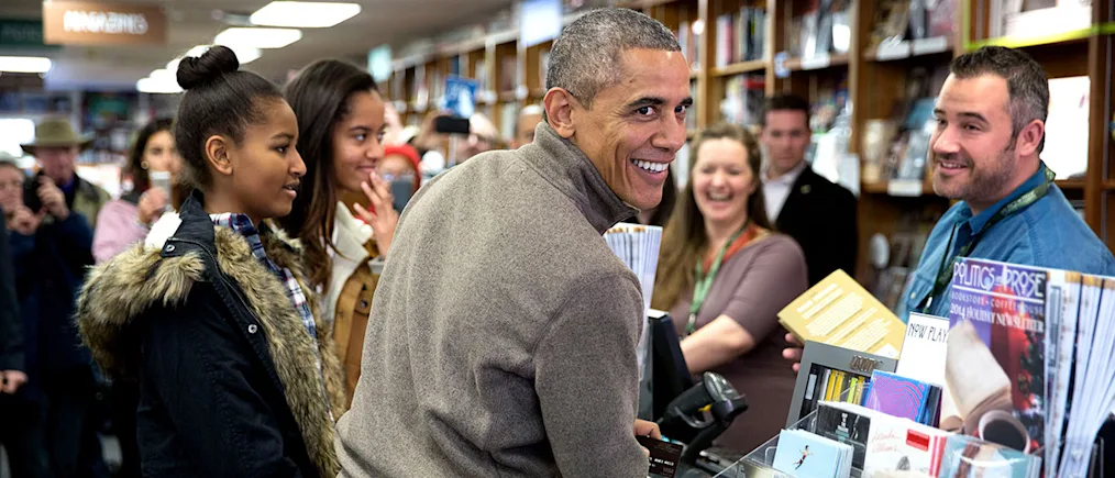 President Barack Obama and daughters Sasha and Malia