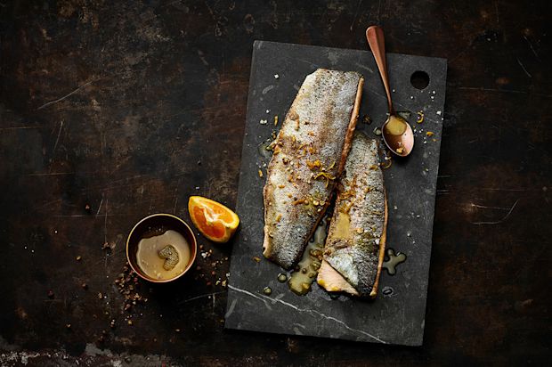 Fischfilets mit Szechuan-Pfeffer-Orangenbutter