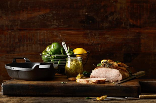 Schweinsbraten mit grünem Peperoni-Relish