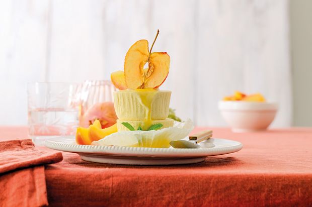 Vanille-Sauerrahm-Parfait mit Orangen-Äpfeln