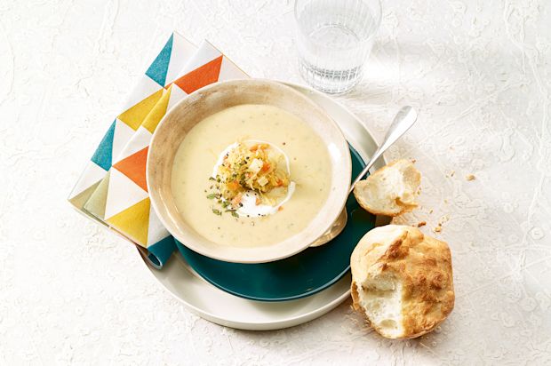 Kartoffelsuppe mit Sauerkraut
