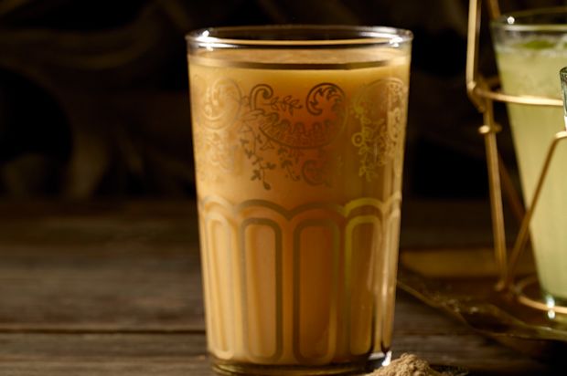 Mangolassi mit Kardamom