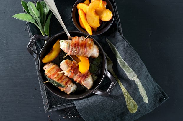 Kalbfleisch-Speck-Röllchen mit Äpfeln