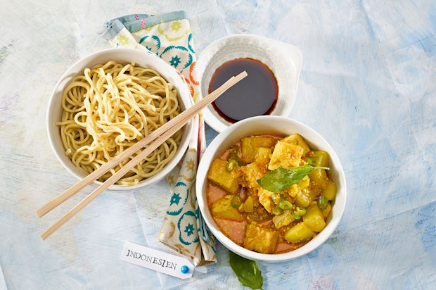 Indonesisches Curry mit Tofu