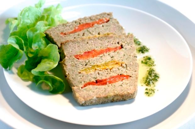 Pesto-Hackbraten mit Peperoni