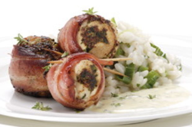Pouletmedaillons mit Senfcreme und Speck