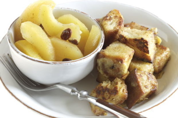 Eierrösti mit Apfelkompott