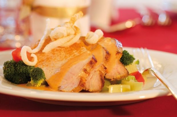 Schweinscarré an Gemüse-Curry-Sauce