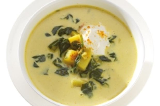 Kartoffel-Spinat-Suppe mit Curry