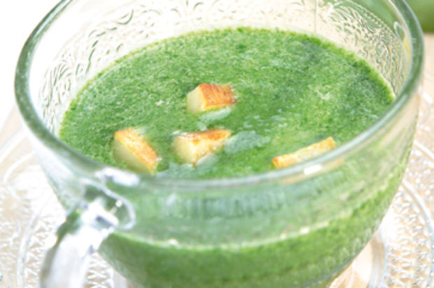 Sauerampfer-Spinat-Suppe