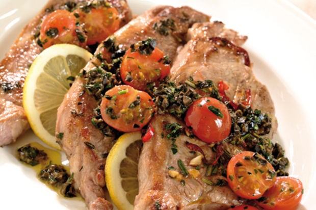 Lammkoteletts mit Olivenbutter und Cherrytomaten