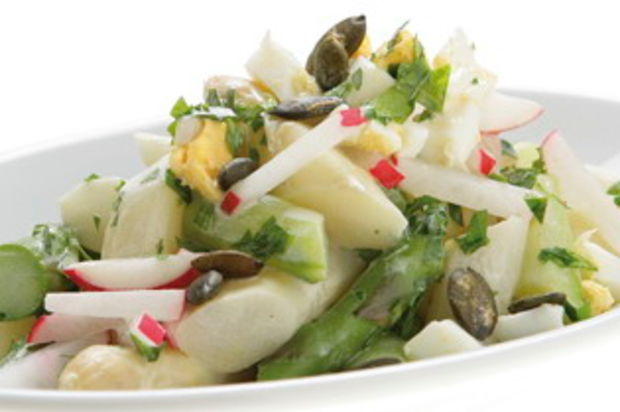 Zweifarbiger Spargelsalat