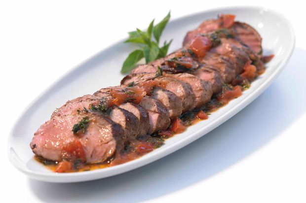 Schweinsfilet mit Balsamico an Tomaten-Vinaigrette