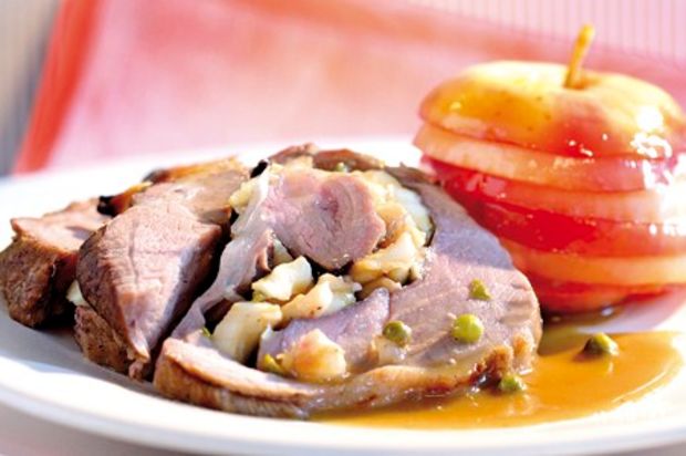 Lammroulade mit Apfelfüllung und Calvadossauce