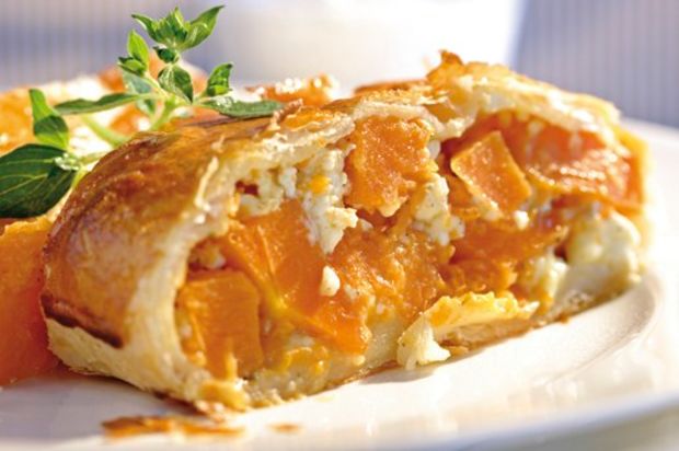 Kürbis-Feta-Rolle