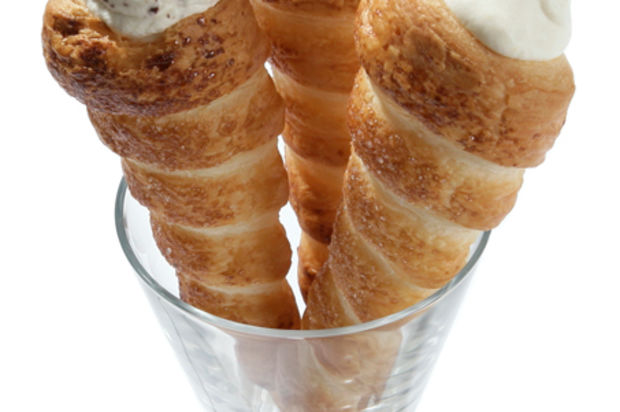Stracciatella-Rahmcreme-Cornets