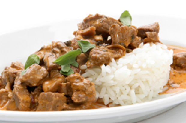 Rindsgeschnetzeltes an würziger Steinpilzsauce