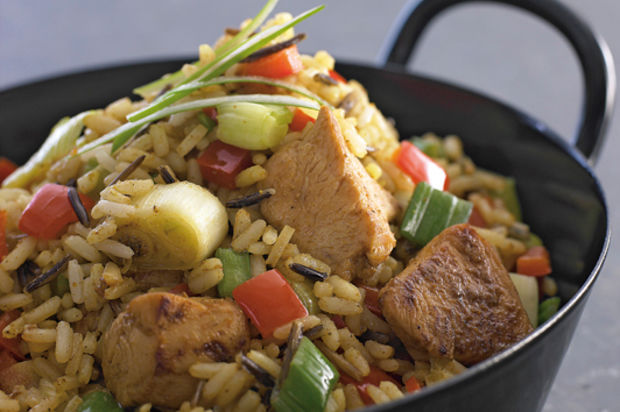 Curryreis mit Pouletwürfeln