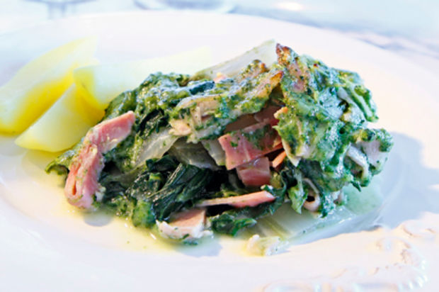 «Grüner» Krautstielgratin mit Schinken