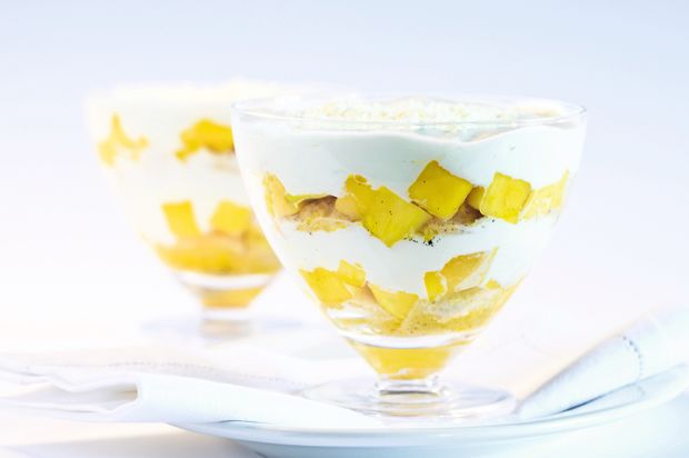 Limetten-Trifle mit Mango