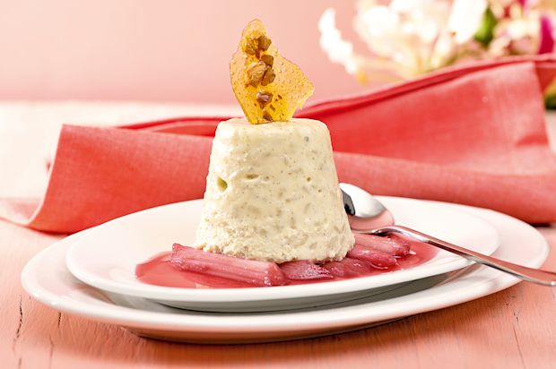 Kaiserinnenreis mit Himbeer-Rhabarber