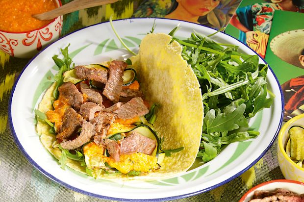 Fajitas mit mariniertem Knoblauch-Rindfleisch