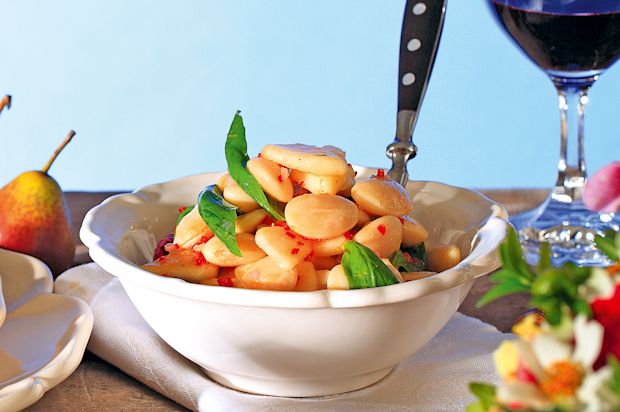 Birnen-Bohnen-Salat an Chili-Dressing