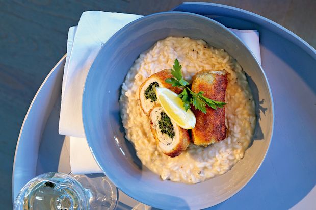 Knusprige Poulet-Kräuter-Rollen