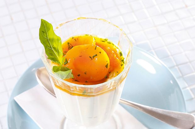 Gebratene Aprikosen mit Joghurtcreme