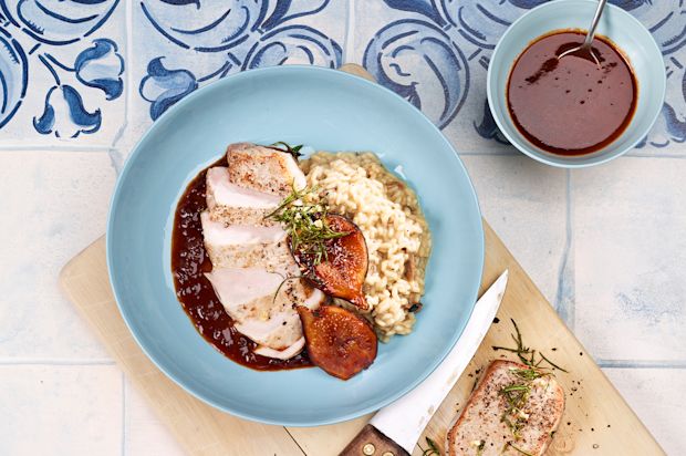 Schweinsniersteak an Rotwein-Essig-Sauce mit Feigen