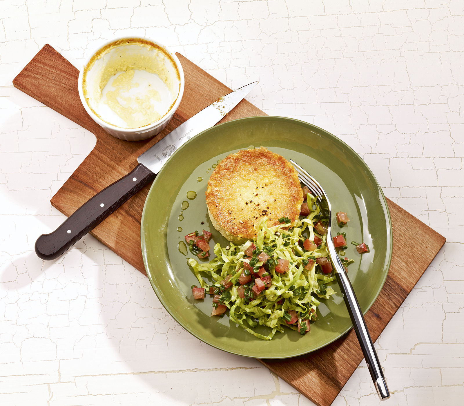 Käseflans mit Tomaten-Kopfsalat-Vinaigrette - Annemarie Wildeisens KOCHEN