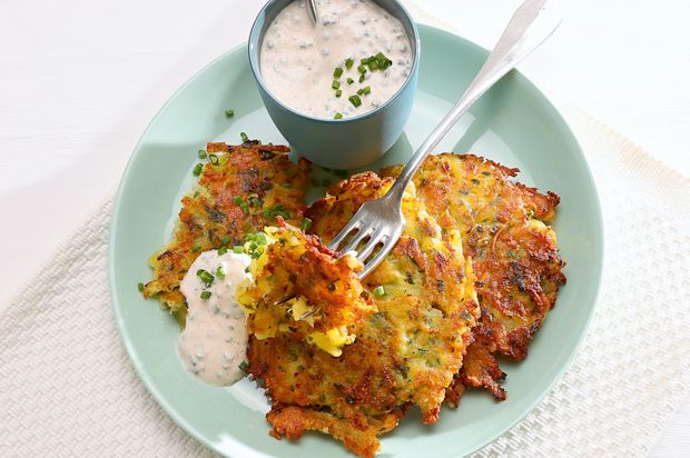 Kartoffel-Käse-Küchlein mit Schnittlauchcreme