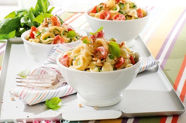 Orecchiette mit gerösteten Tomaten und Erbsen
